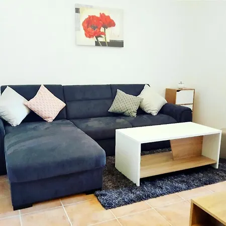 Nena Near The Center With Free Parking *