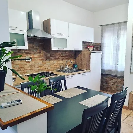 Nena Near The Center With Free Parking Pula