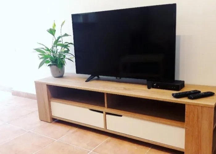 Daire Nena Near The Center With Free Parking *