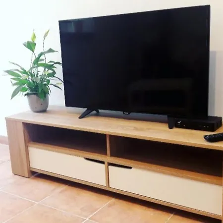 Apartment Nena Near The Center With Free Parking *